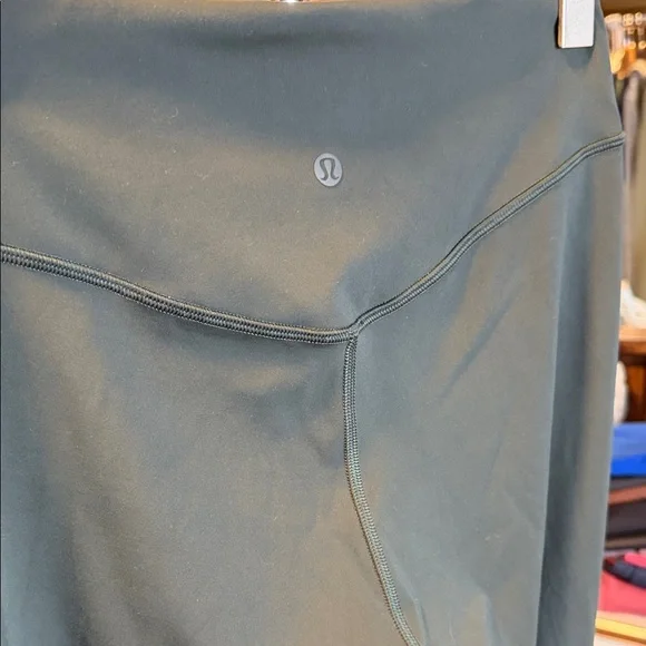 Lululemon Wunder Under SmoothCover High Rise 25” - Picture 4 of 7